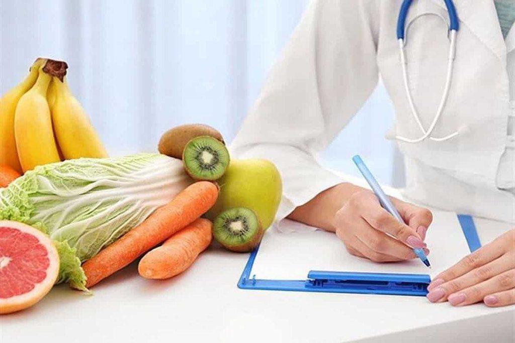 طراحی رژیم توسط متخصص تغذیه و رژیم درمانی با میوه 