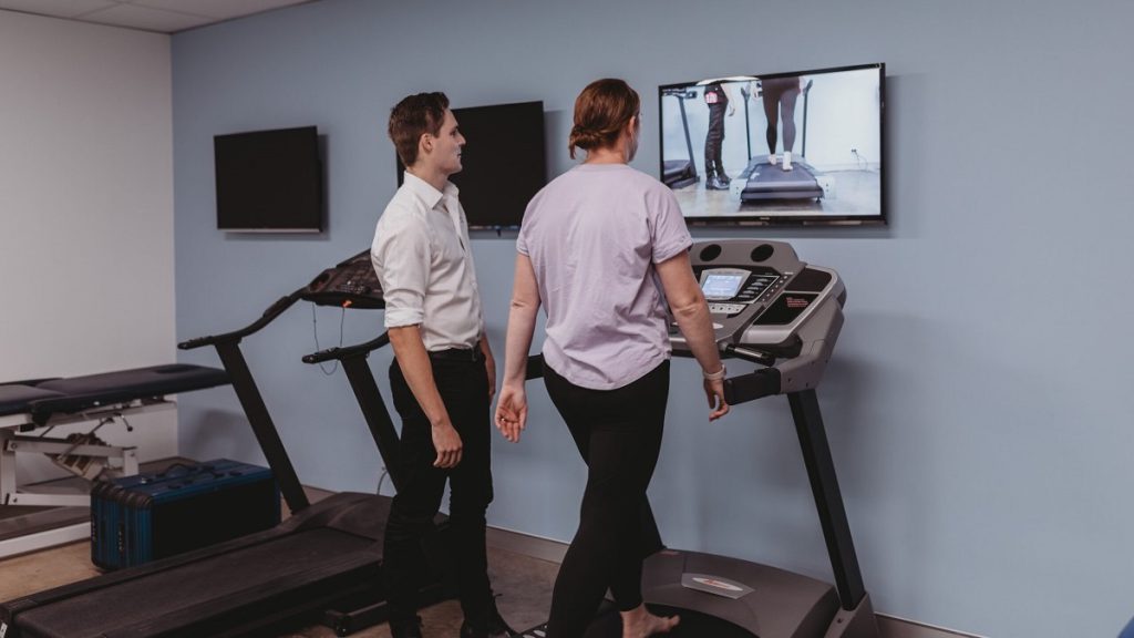 تست ورزش بیمار با نظارت پزشک تست ورزش بیمار با نظارت پزشک