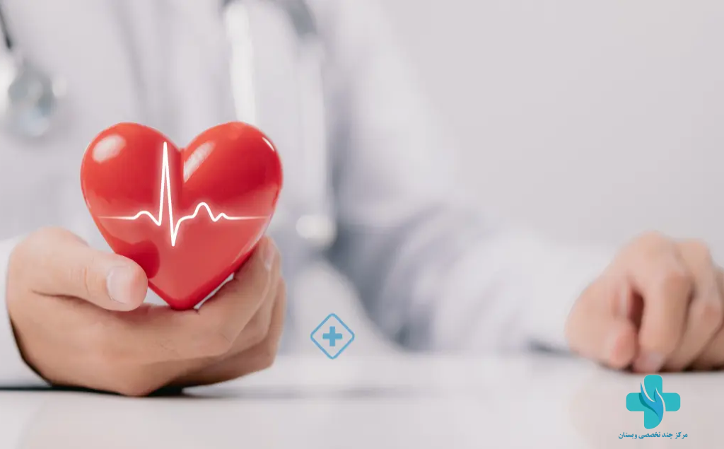 پریکاردیت چیست؟ علت، علائم، تشخیص و درمان خانگی آن