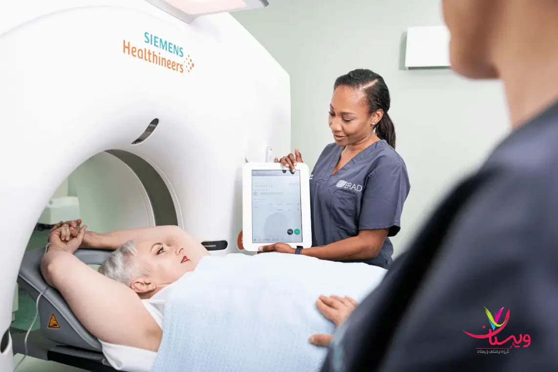 بیمار در حال اسکن قلبی