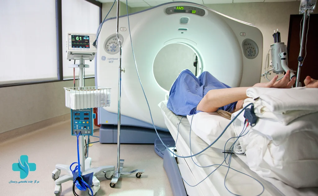 بیمار در حال انجام سی تی آنژیو قلب